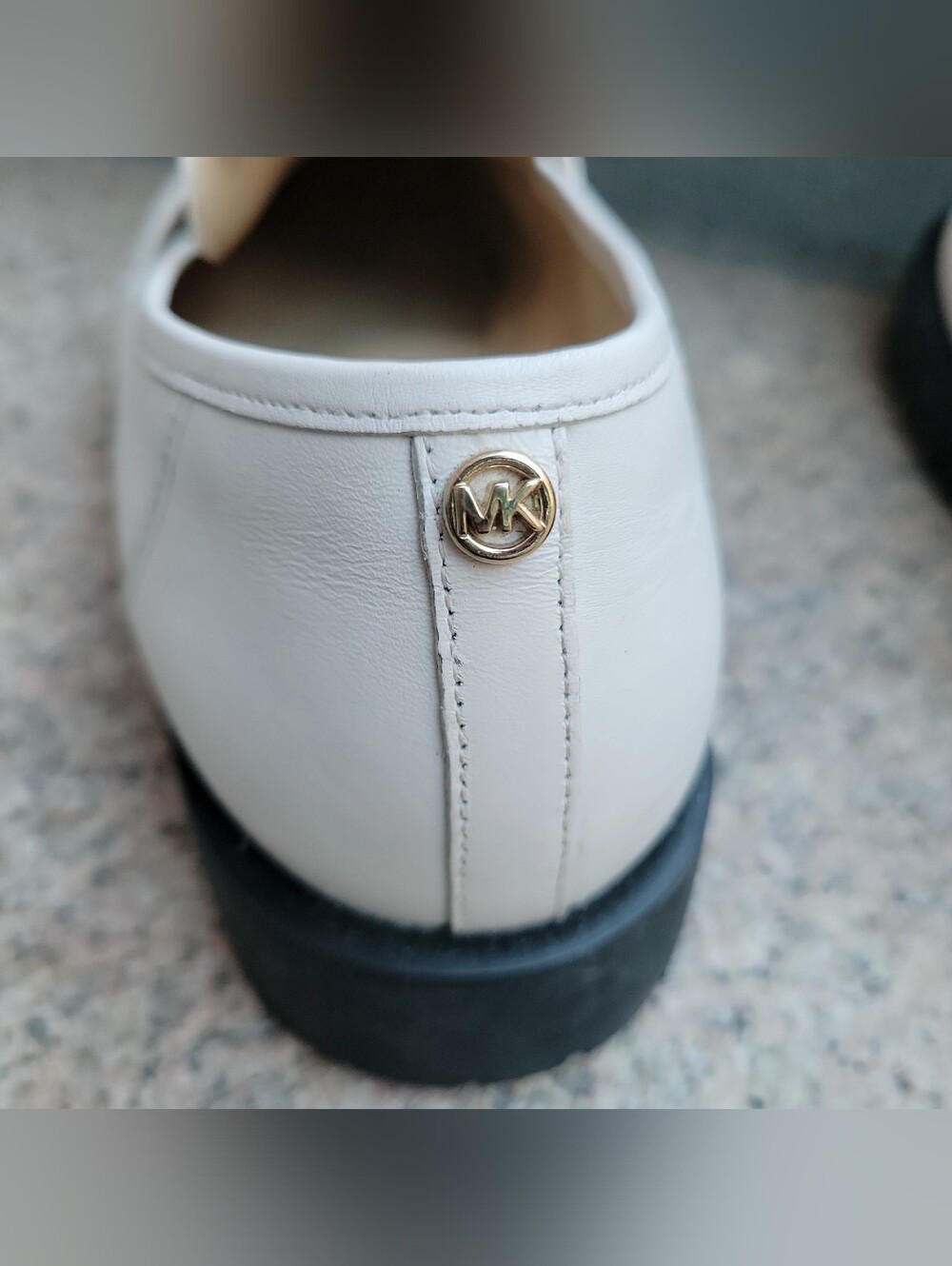 Michael Kors Leather Studded Loafers Cream Ivory Gold Hardware Size 10 - Picture 7 of 7